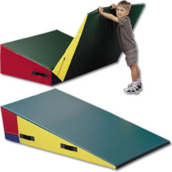 GSC Folding Downhill Gymnastic Mat 6' X 4' X 16"